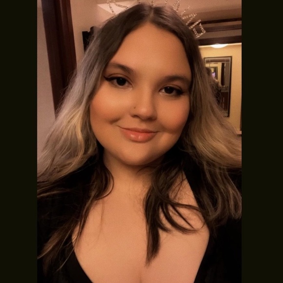 meet your posher, bella! - Picture 2 of 2